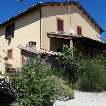 Agriturismo Il Grappolo E La Rosa Летний дом Монтефалько